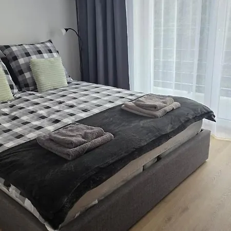 Apartment Zurawia 1a Pietro 2